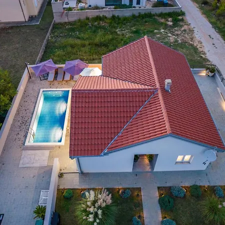 Nicolle Only 50meters From The - By Ta Leut Agency