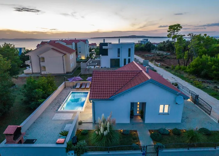 Nicolle Only 50meters From The - By Ta Leut Agency Villa