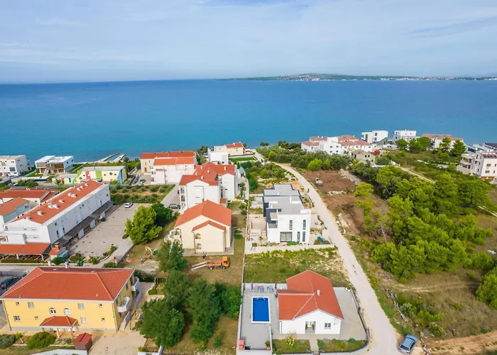 Villa Nicolle Only 50meters From The - By Ta Leut Agency Privlaka (Zadar)