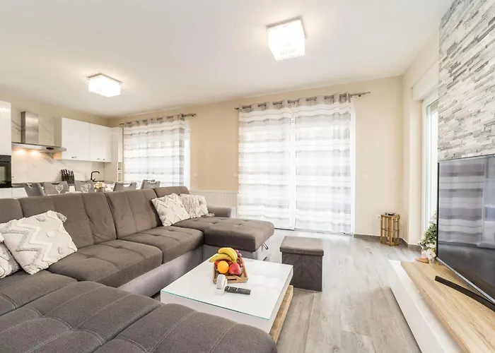 Nicolle Only 50meters From The - By Ta Leut Agency * Privlaka (Zadar)