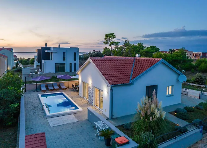 Nicolle Only 50meters From The - By Ta Leut Agency Privlaka (Zadar)