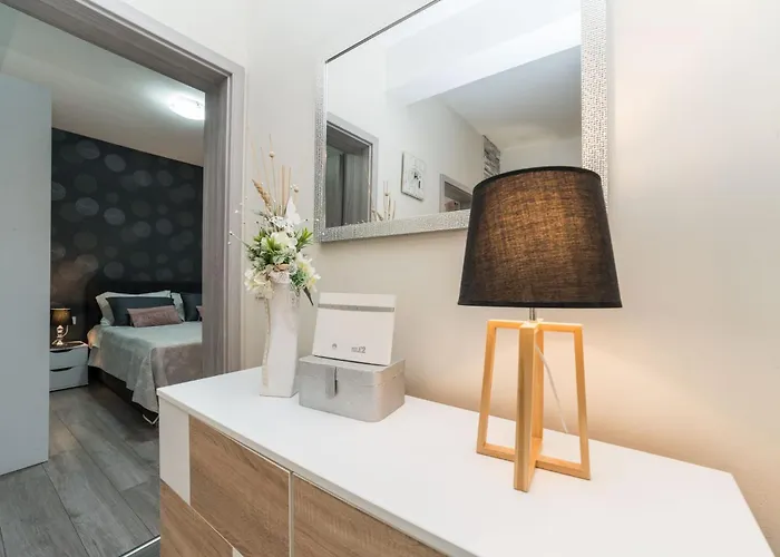 Nicolle Only 50meters From The - By Ta Leut Agency Villa Privlaka (Zadar)