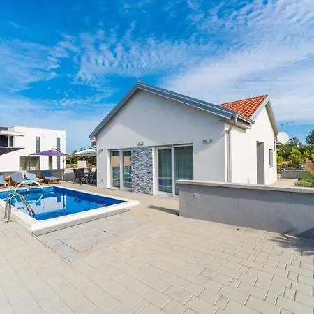 Nicolle Only 50meters From The - By Ta Leut Agency Privlaka (Zadar)