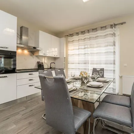 Nicolle Only 50meters From The - By Ta Leut Agency Βίλα *
