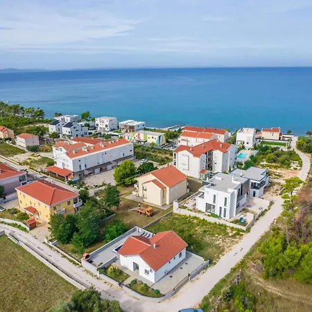 Nicolle Only 50meters From The - By Ta Leut Agency Βίλα Privlaka (Zadar)