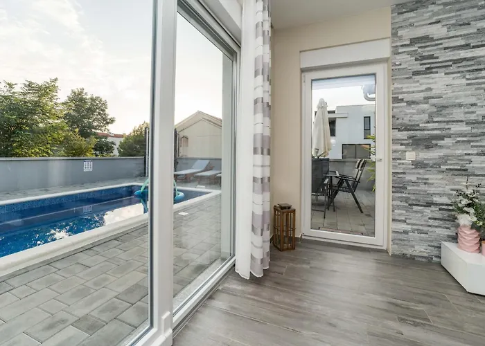 Nicolle Only 50meters From The - By Ta Leut Agency Βίλα