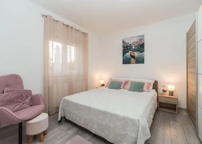 Nicolle Only 50meters From The - By Ta Leut Agency